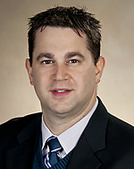 Daniel L Aaron, MD practices Orthopedics