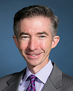 John J Kelly, MD practices Surgery in Worcester