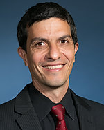 Paulo Martins, MD,PhD practices Surgery in Worcester