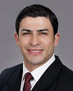 Gabriel A Luna, MD practices Ophthalmology