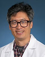 Seong Yoon Kim, MD practices Internal Medicine and Primary Care